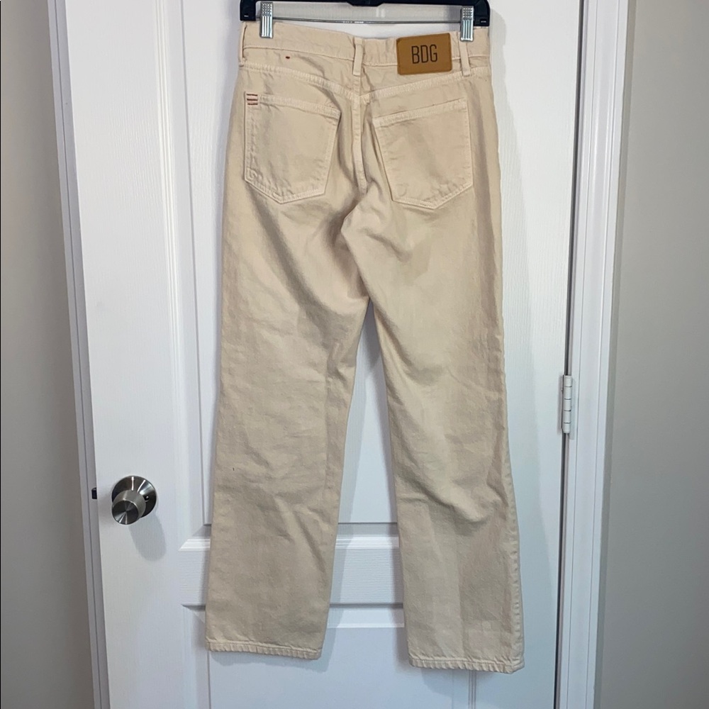 BDG Mid Rise Cowgirl Jeans In‎ Cream - Picture 8 of 11